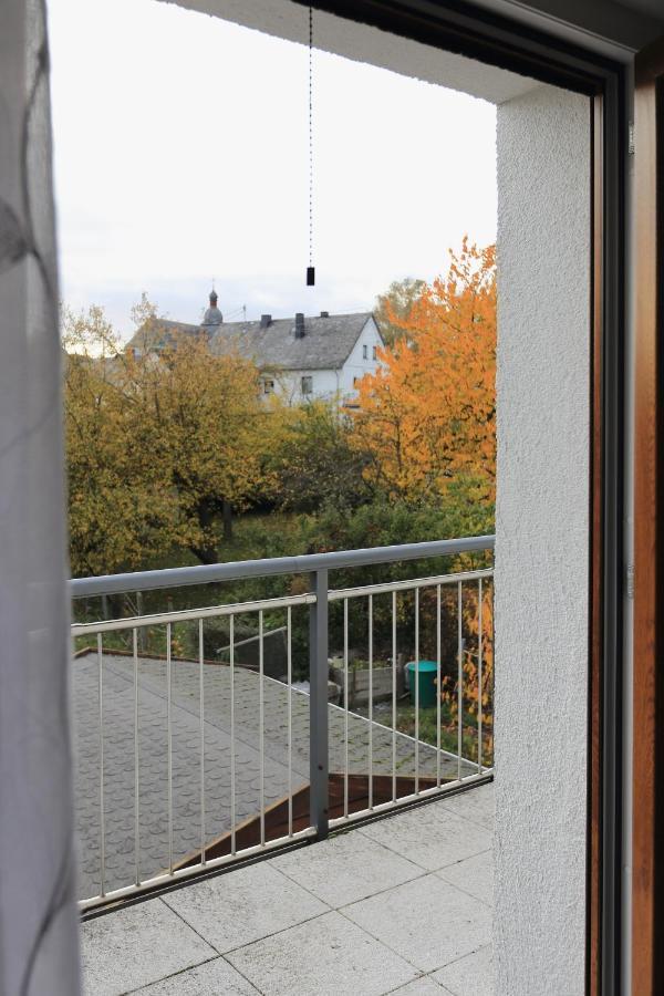 Ferienhaus Daeschinger Der Goldene Mond Mastershausen Luaran gambar